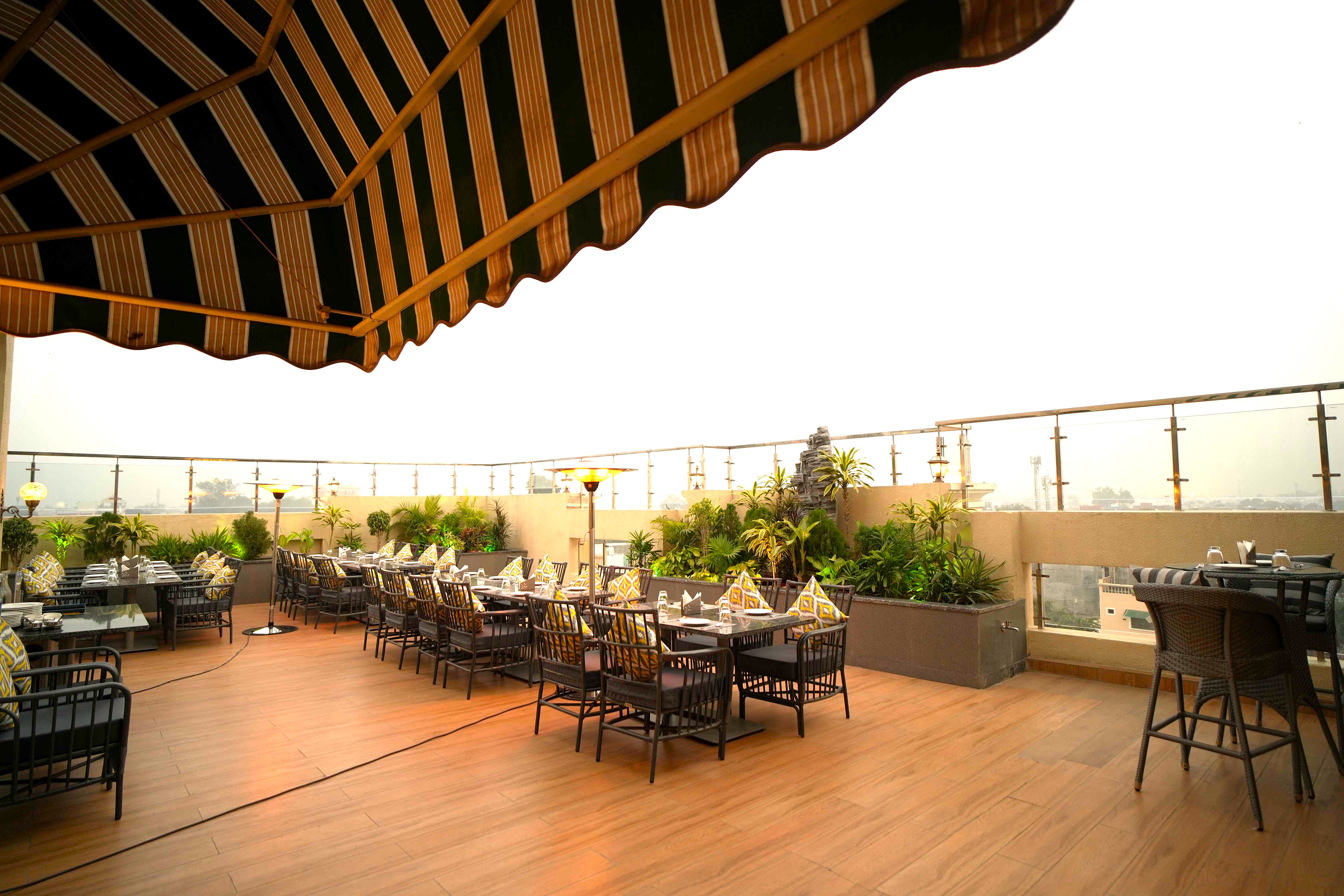 Open Terrace 3